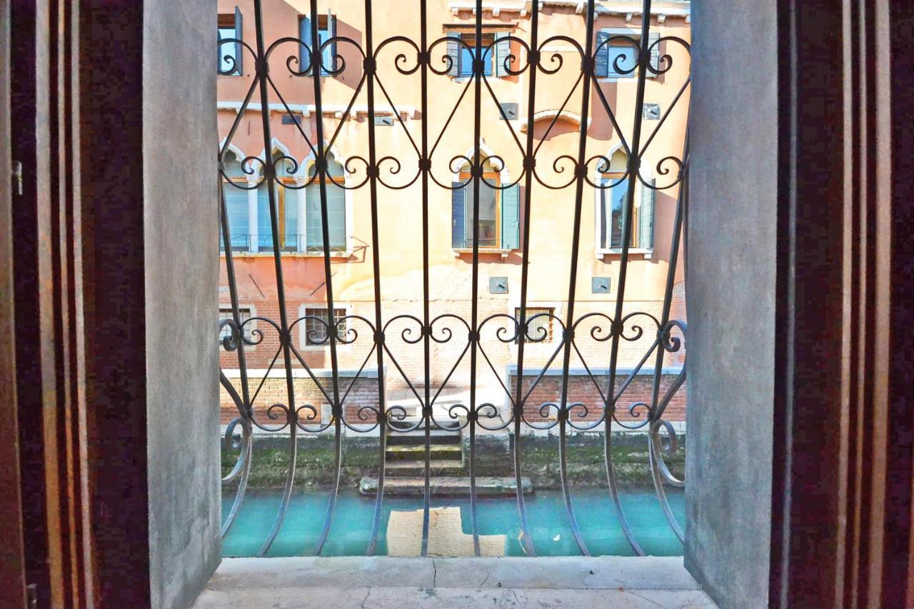 San Barnaba On The Canal Venezia Esterno foto